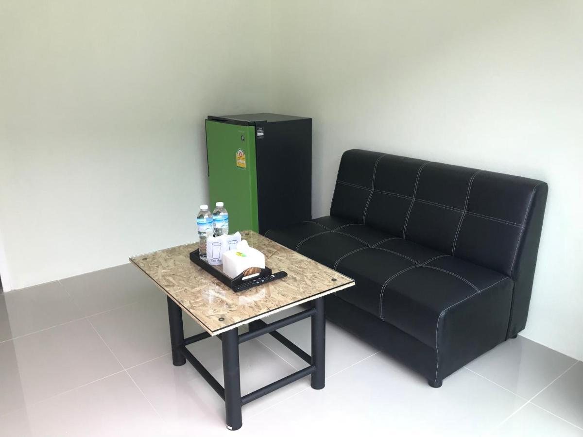 Tubtimtong Boutique Hotel Nai Yang Beach Buitenkant foto